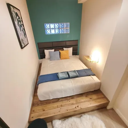 Apartment Deluxe Two Bedrooms In Center Budapest